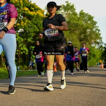 Runner Photo 8019354