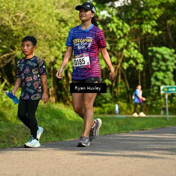 Runner Photo 8019359