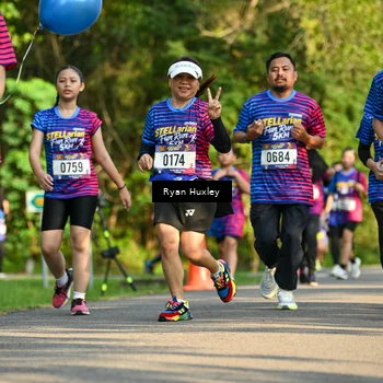 Runner Photo 8019369