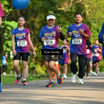 Runner Photo 8019371
