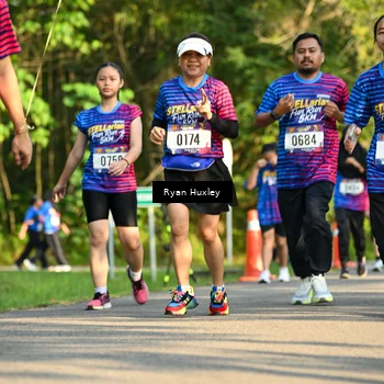 Runner Photo 8019372