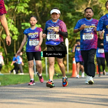 Runner Photo 8019374