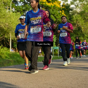 Runner Photo 8019382