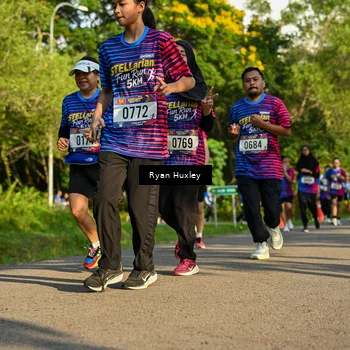 Runner Photo 8019385