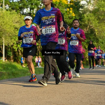 Runner Photo 8019388