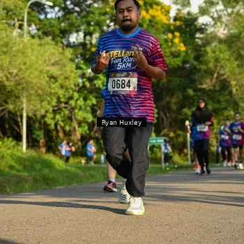 Runner Photo 8019390