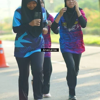 Runner Photo 8019394