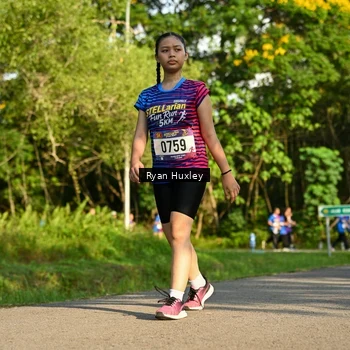 Runner Photo 8019402