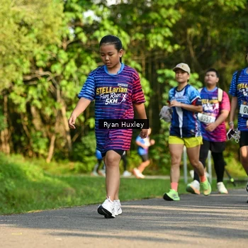 Runner Photo 8019412