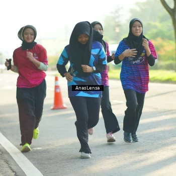 Runner Photo 8019416