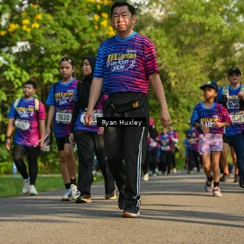 Runner Photo 8019428