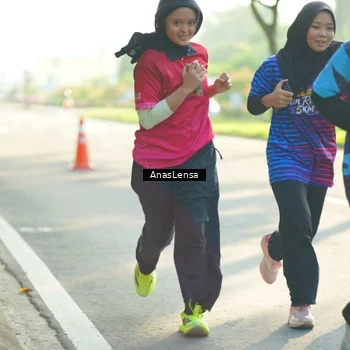 Runner Photo 8019438