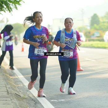 Runner Photo 8019451