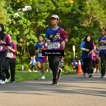 Runner Photo 8019468