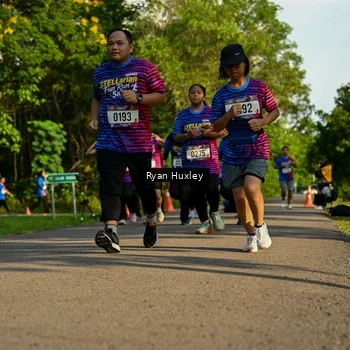Runner Photo 8019486