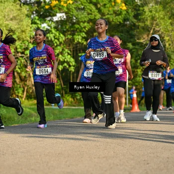 Runner Photo 8019496