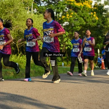 Runner Photo 8019501