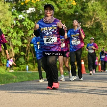 Runner Photo 8019546