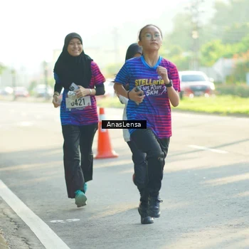 Runner Photo 8019577