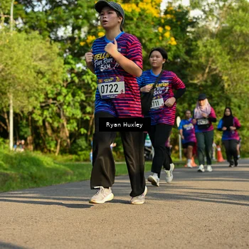 Runner Photo 8019635
