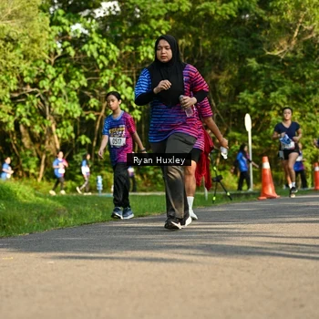 Runner Photo 8019663