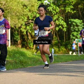 Runner Photo 8019680