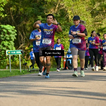 Runner Photo 8019703