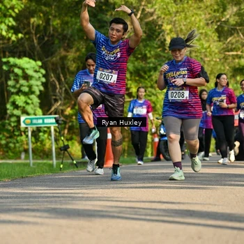 Runner Photo 8019704