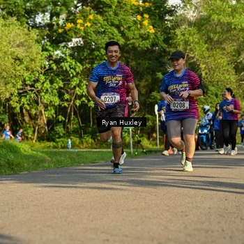 Runner Photo 8019738