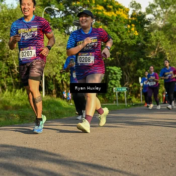 Runner Photo 8019741