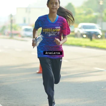 Runner Photo 8019755