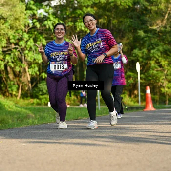Runner Photo 8019760
