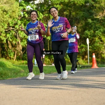 Runner Photo 8019761