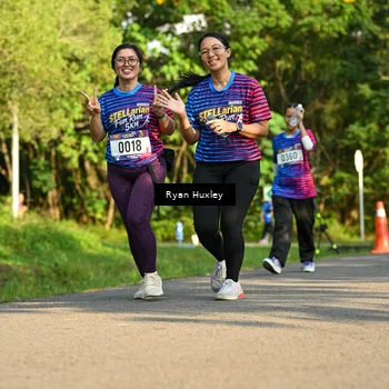 Runner Photo 8019795