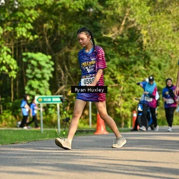 Runner Photo 8019878