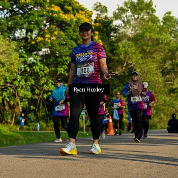 Runner Photo 8019899