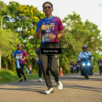 Runner Photo 8019925