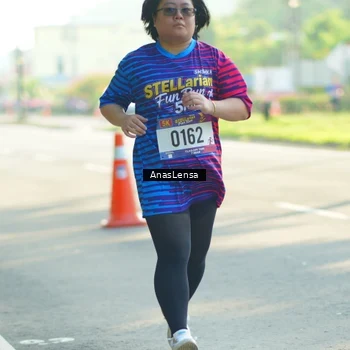 Runner Photo 8019942
