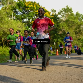 Runner Photo 8019987