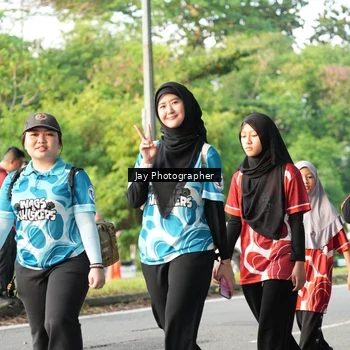 Runner Photo 8020002