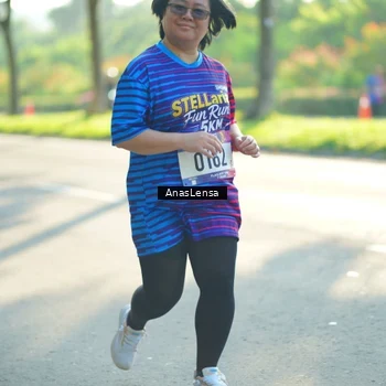 Runner Photo 8020027