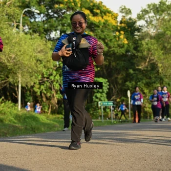 Runner Photo 8020037