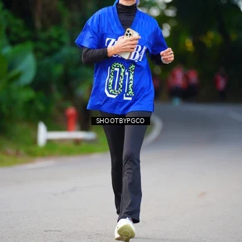 Runner Photo 8020042