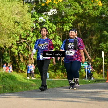 Runner Photo 8020054