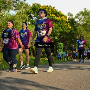 Runner Photo 8020068