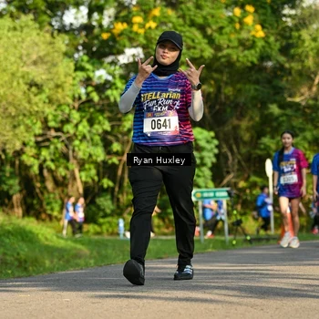 Runner Photo 8020121