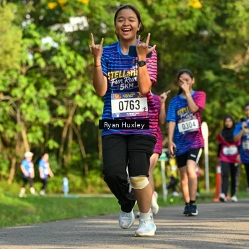 Runner Photo 8020137