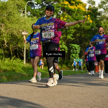 Runner Photo 8020152