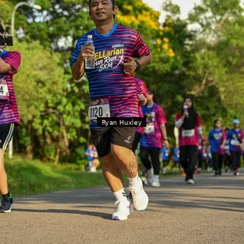 Runner Photo 8020159