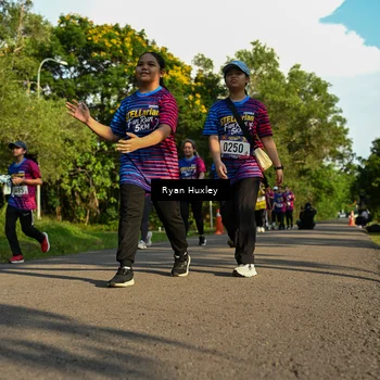 Runner Photo 8020198